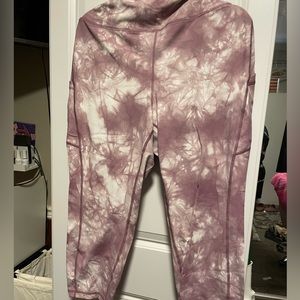 Torri’s active crop leggings